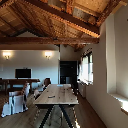 Agriturismo Villa Di Modolo - Cortile Della Latteria Belluno Zimmer foto