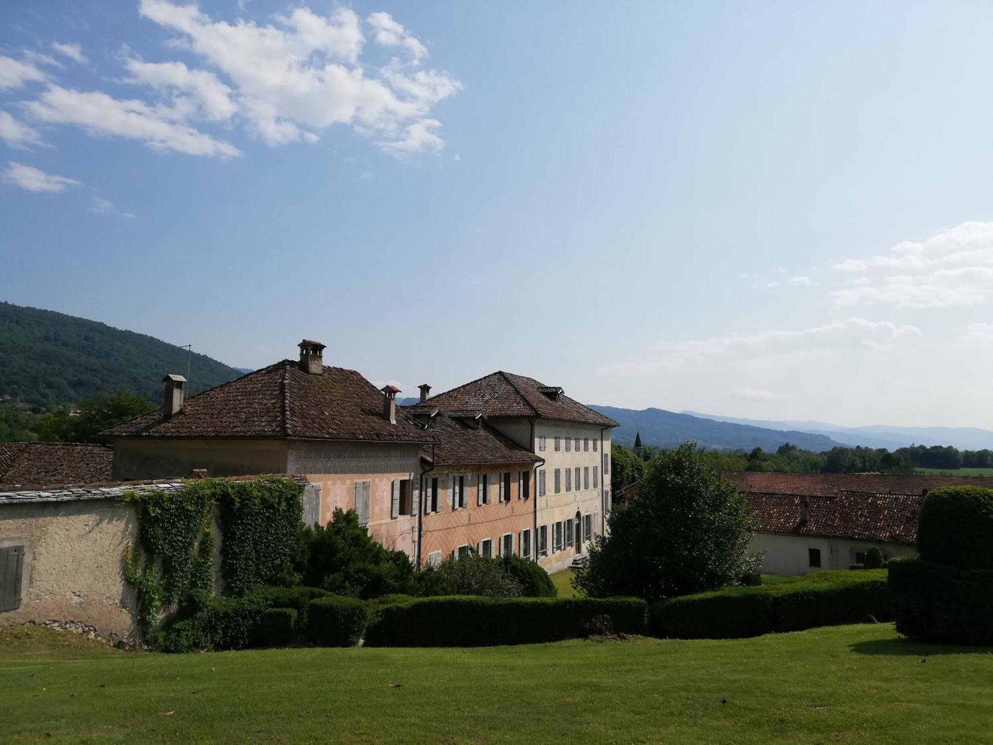 Di Modolo - Cortile Della Latteria * Belluno